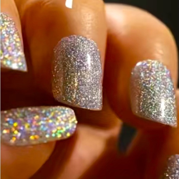 🍒🍒 Silver Glitter Glue On Nails - Picture 3 of 7